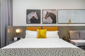 Canal View Studio Downtown - Near Dubai Mall & Burj Khalifa - MAG 318